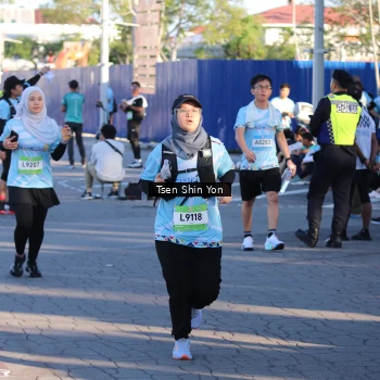 Runner Photo 1541521