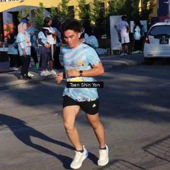 Runner Photo 1541545