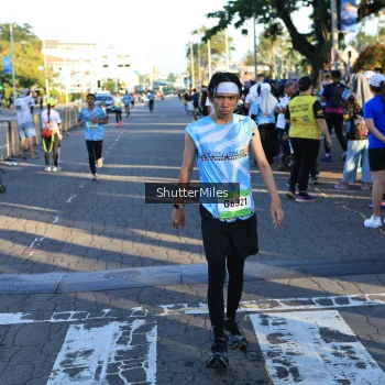 Runner Photo 1542345