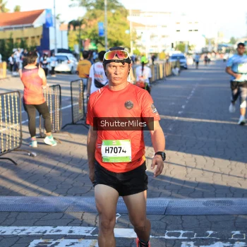 Runner Photo 1542436
