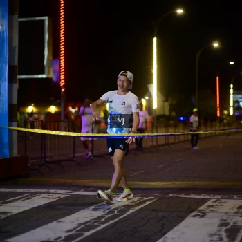 Runner Photo 1543075