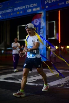 Runner Photo 1543088