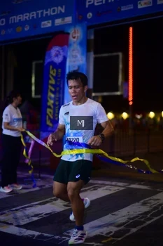Runner Photo 1543232