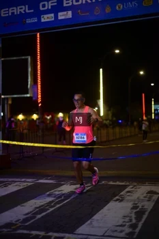 Runner Photo 1543256