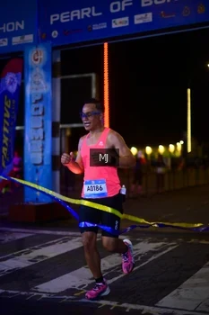 Runner Photo 1543261
