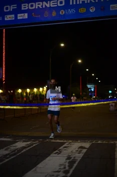 Runner Photo 1543315