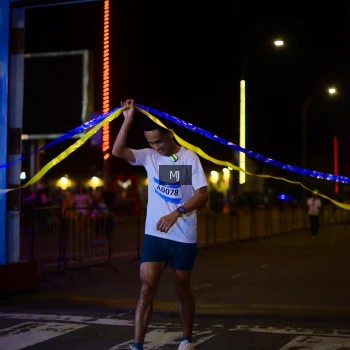 Runner Photo 1543325