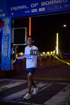 Runner Photo 1543331