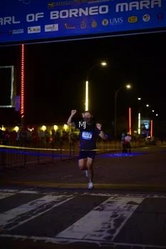 Runner Photo 1543342