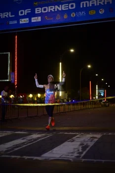 Runner Photo 1543354