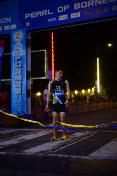 Runner Photo 1543379