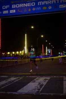 Runner Photo 1543397