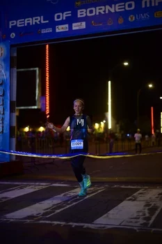 Runner Photo 1543414