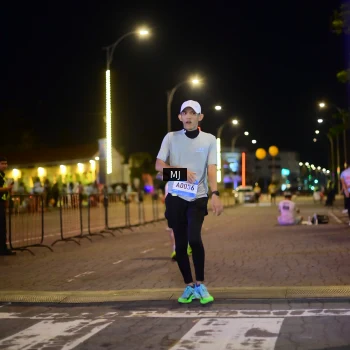 Runner Photo 1544280