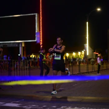 Runner Photo 1544349
