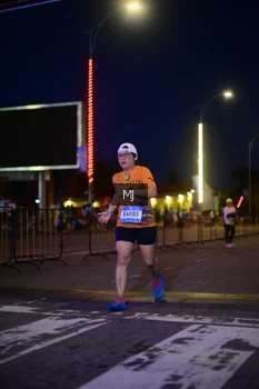 Runner Photo 1544506