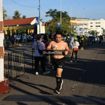 Runner Photo 1544578