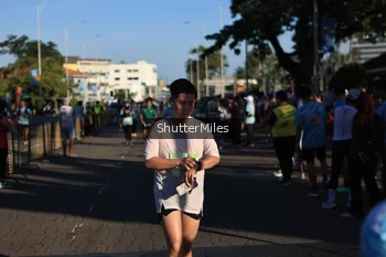 Runner Photo 1544637
