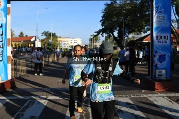 Runner Photo 1544650