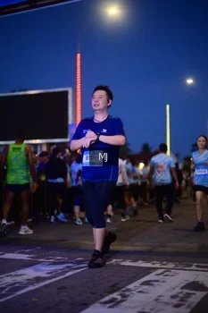 Runner Photo 1544698