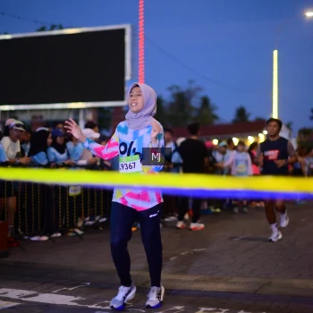 Runner Photo 1544773
