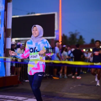 Runner Photo 1544775