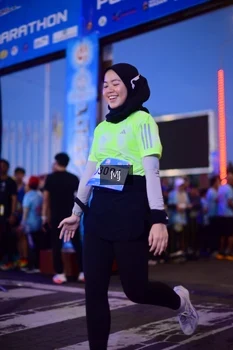 Runner Photo 1544809