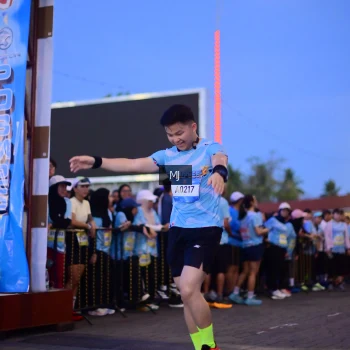 Runner Photo 1544847