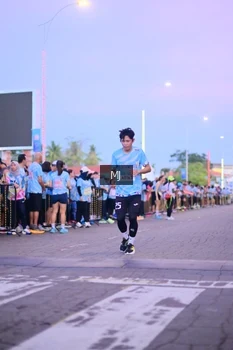 Runner Photo 1545002