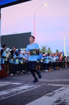 Runner Photo 1545069