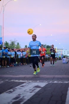 Runner Photo 1545091