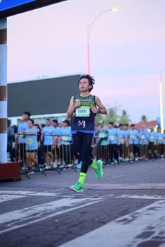 Runner Photo 1545130