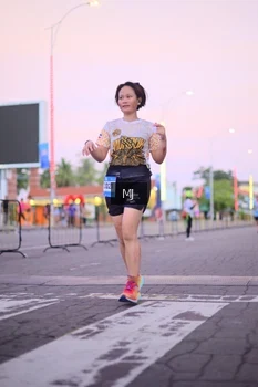 Runner Photo 1545156