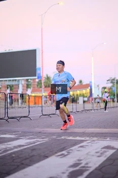 Runner Photo 1545158