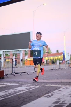 Runner Photo 1545161