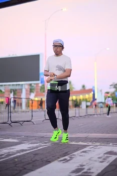 Runner Photo 1545167