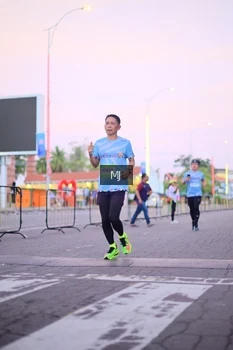 Runner Photo 1545193