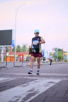 Runner Photo 1545216