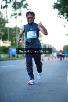 Runner Photo 1545425