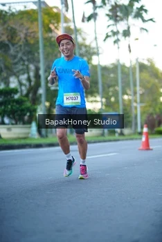 Runner Photo 1545430