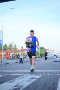Runner Photo 1545506