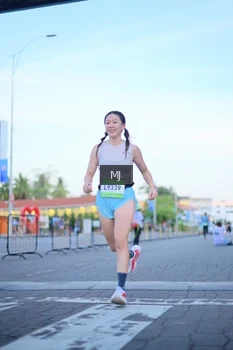 Runner Photo 1545532