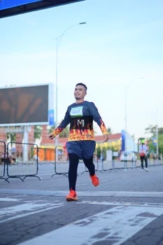 Runner Photo 1545551