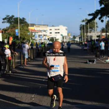 Runner Photo 1545585