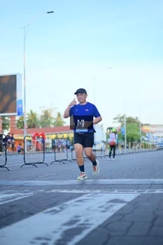Runner Photo 1545657