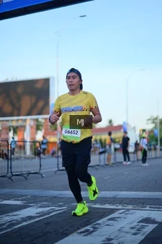 Runner Photo 1545693