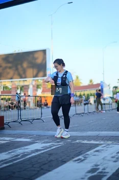 Runner Photo 1545838