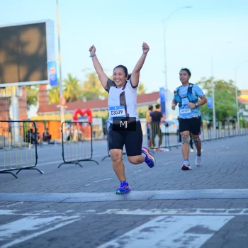 Runner Photo 1545852