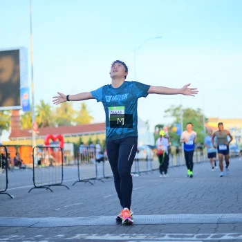 Runner Photo 1545873
