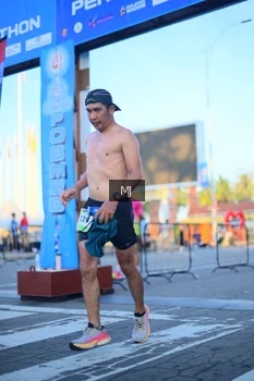 Runner Photo 1545907